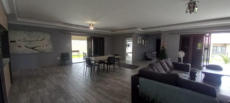 4 Bedroom Property for Sale in Fauna Park Limpopo