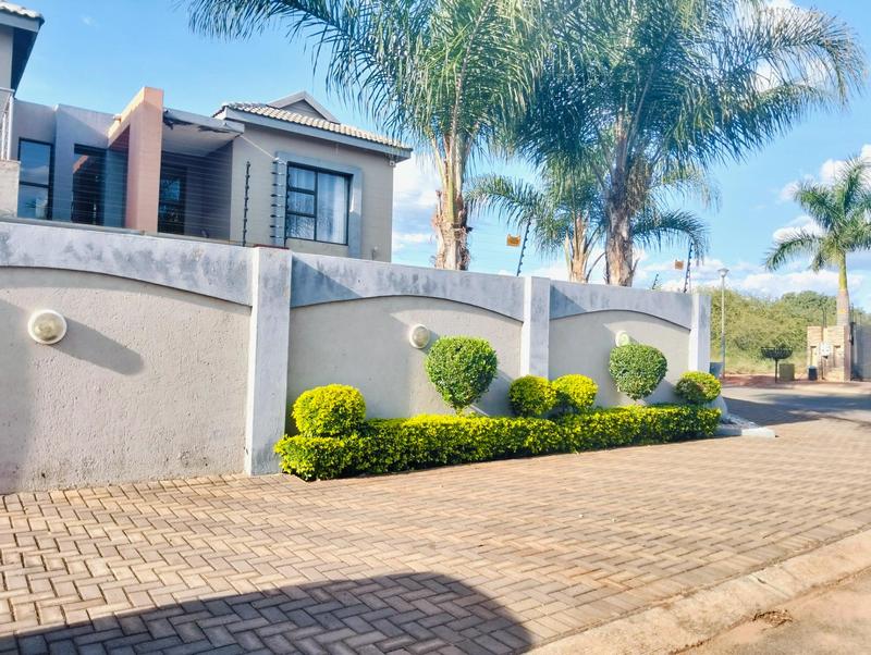 To Let 2 Bedroom Property for Rent in Mokopane Limpopo