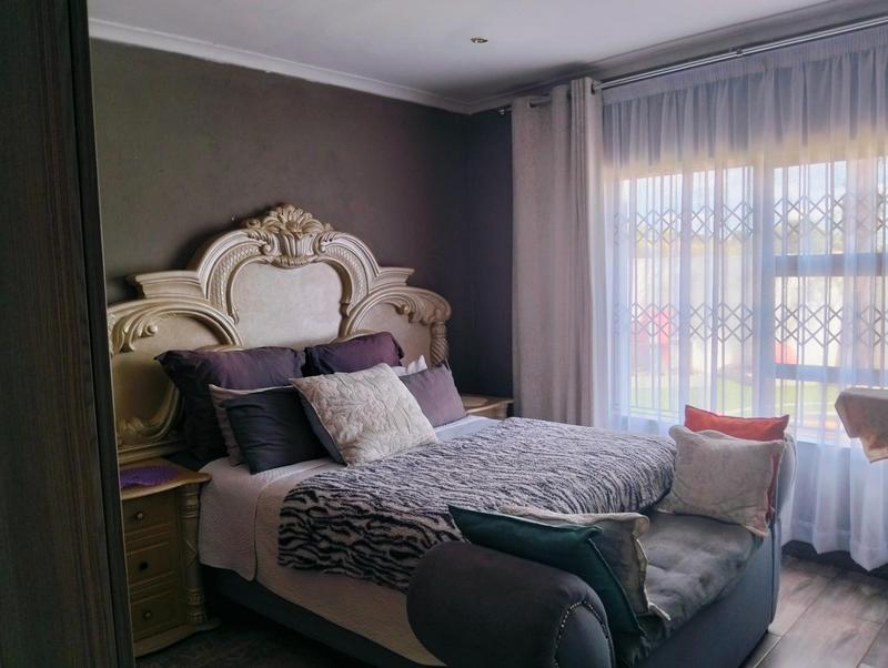 To Let 2 Bedroom Property for Rent in Mokopane Limpopo