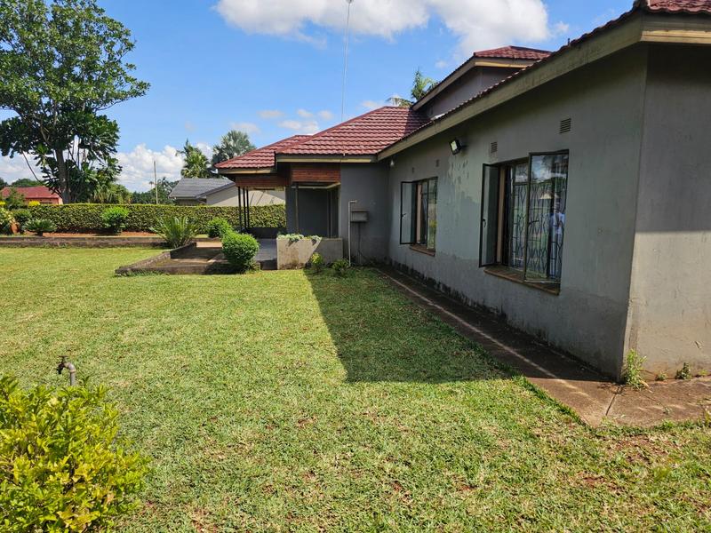 3 Bedroom Property for Sale in Shayandima Limpopo