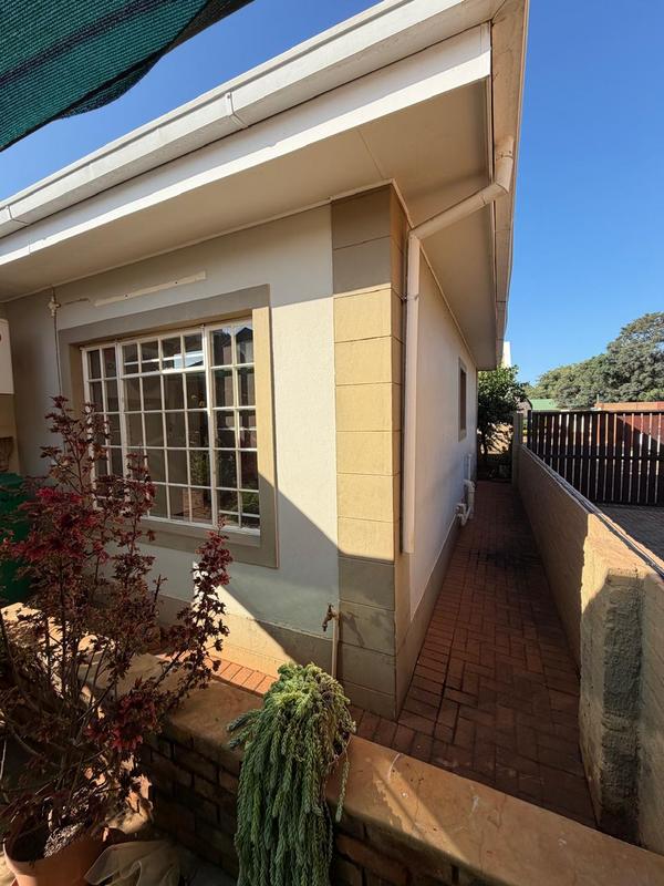 3 Bedroom Property for Sale in Kameeldoringpark Limpopo