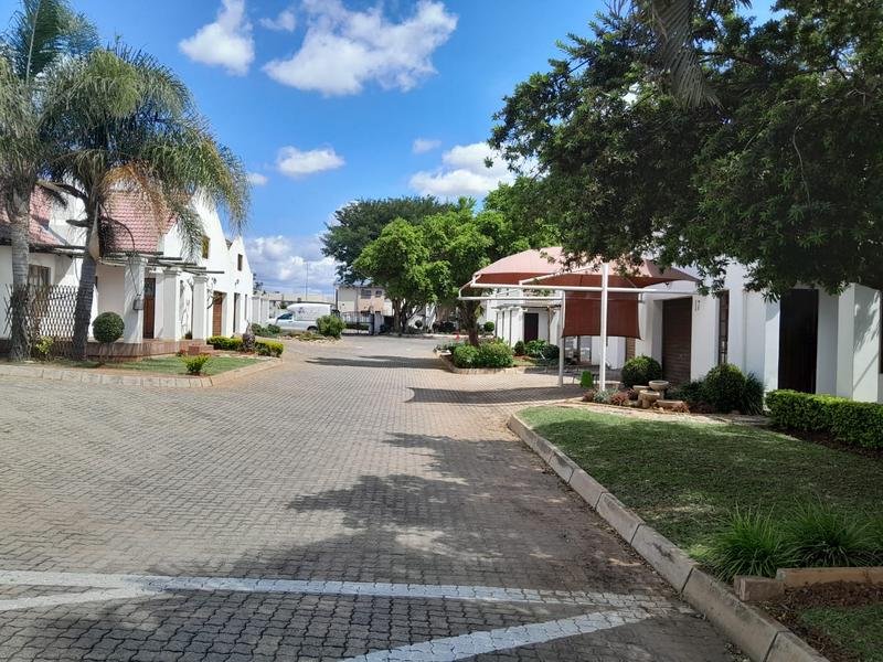 To Let 3 Bedroom Property for Rent in Bendor Limpopo