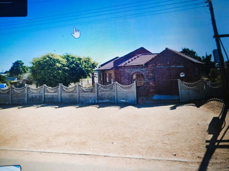 3 Bedroom Property for Sale in Seshego C Limpopo