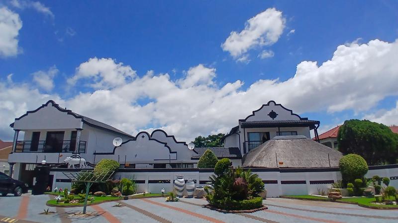 5 Bedroom Property for Sale in Flora Park Limpopo