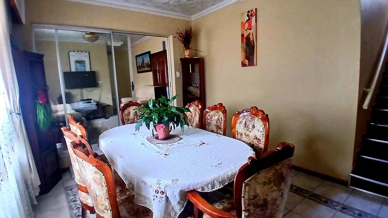 5 Bedroom Property for Sale in Flora Park Limpopo