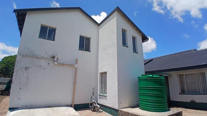 5 Bedroom Property for Sale in Flora Park Limpopo