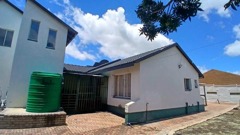 5 Bedroom Property for Sale in Flora Park Limpopo