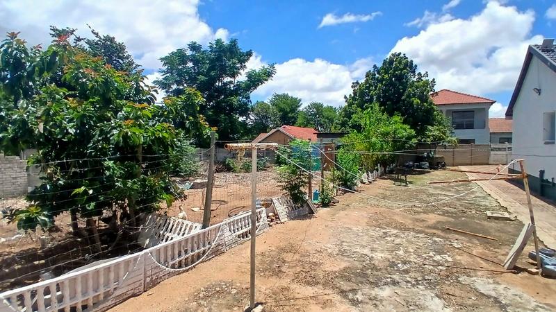 5 Bedroom Property for Sale in Flora Park Limpopo