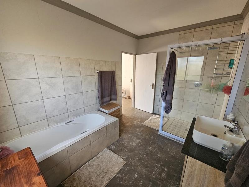 3 Bedroom Property for Sale in Thabazimbi Limpopo