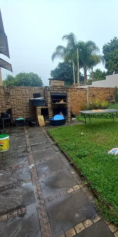 3 Bedroom Property for Sale in Fauna Park Limpopo