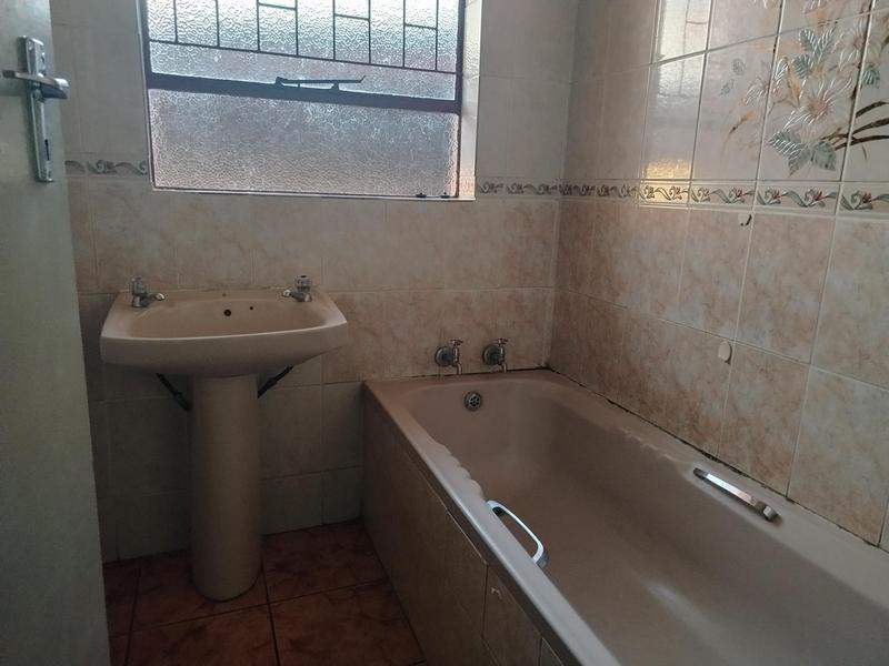 To Let 3 Bedroom Property for Rent in Bendor Limpopo