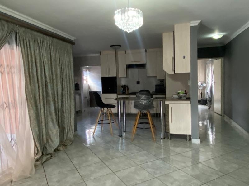 To Let 4 Bedroom Property for Rent in Chroompark Limpopo