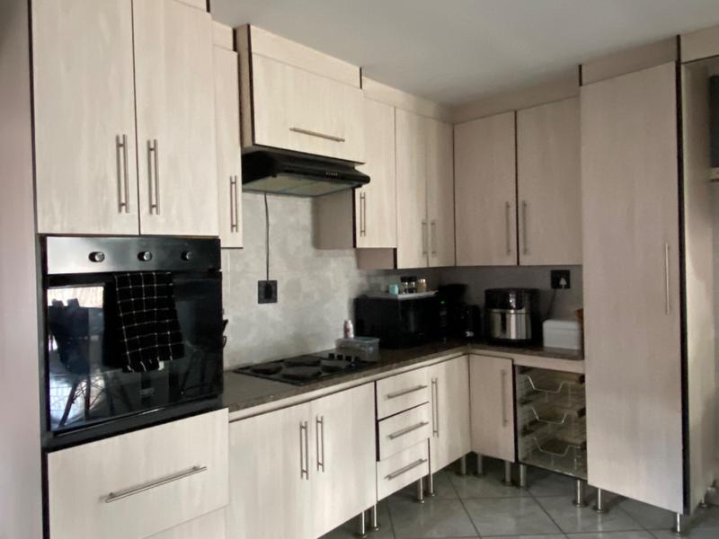To Let 4 Bedroom Property for Rent in Chroompark Limpopo