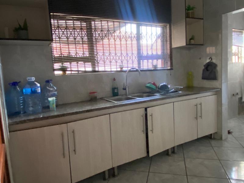 To Let 4 Bedroom Property for Rent in Chroompark Limpopo