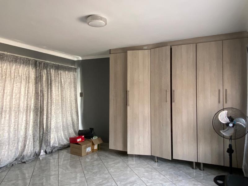 To Let 4 Bedroom Property for Rent in Chroompark Limpopo