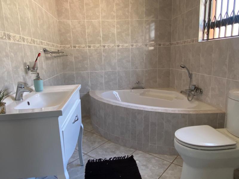 To Let 4 Bedroom Property for Rent in Chroompark Limpopo