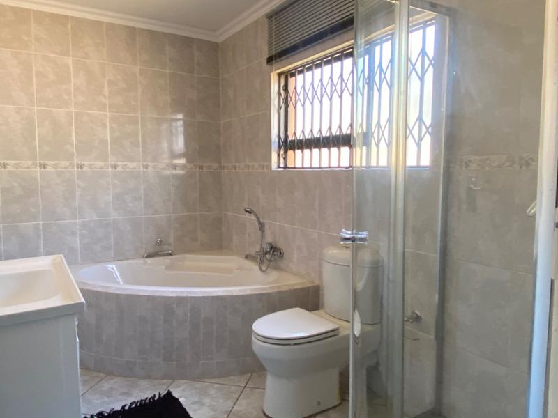 To Let 4 Bedroom Property for Rent in Chroompark Limpopo