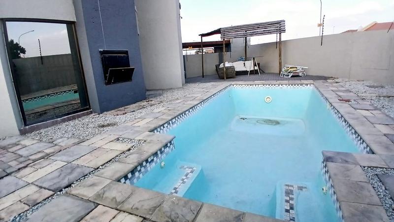 5 Bedroom Property for Sale in Seshego Limpopo