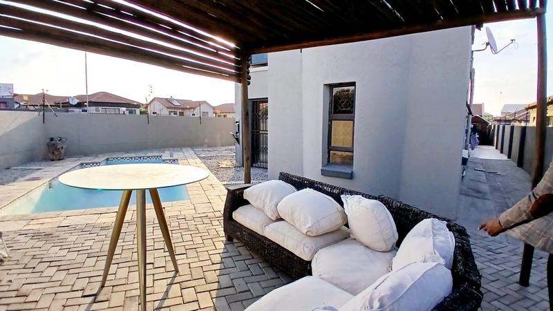 5 Bedroom Property for Sale in Seshego Limpopo