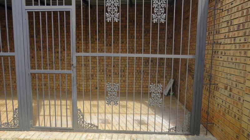 To Let 3 Bedroom Property for Rent in Chroompark Limpopo