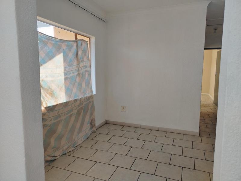To Let 3 Bedroom Property for Rent in Flora Park Limpopo