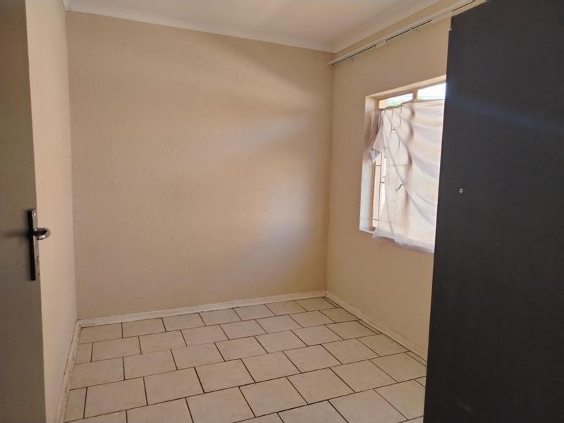 To Let 3 Bedroom Property for Rent in Flora Park Limpopo