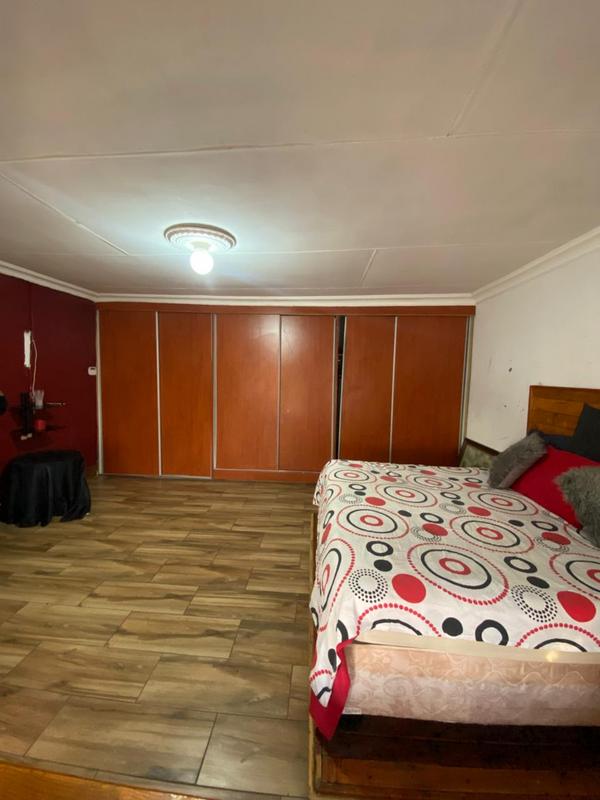 5 Bedroom Property for Sale in Seshego 9A Limpopo