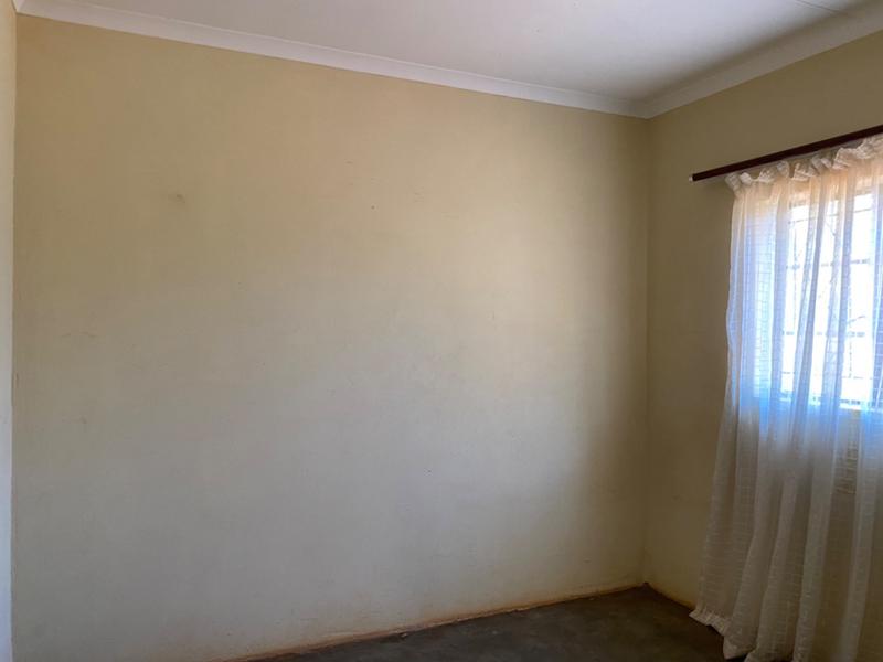 2 Bedroom Property for Sale in Mahwelereng A Limpopo