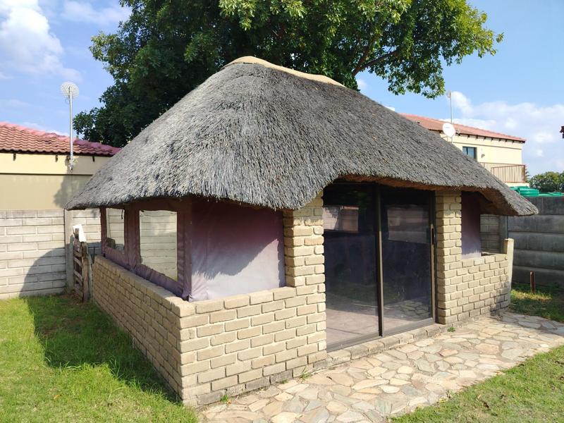 To Let 3 Bedroom Property for Rent in Bendor Limpopo