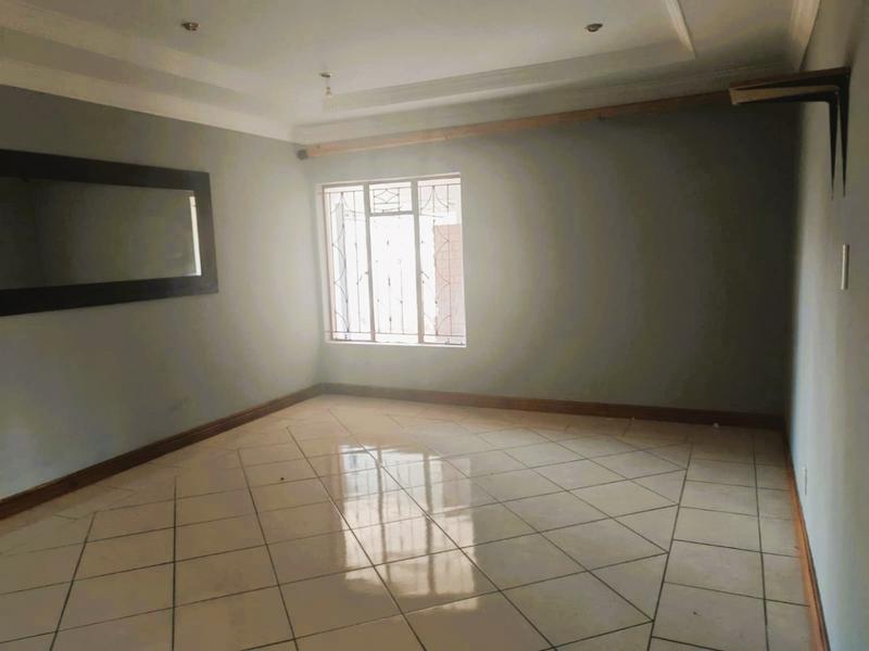 To Let 4 Bedroom Property for Rent in Flora Park Limpopo