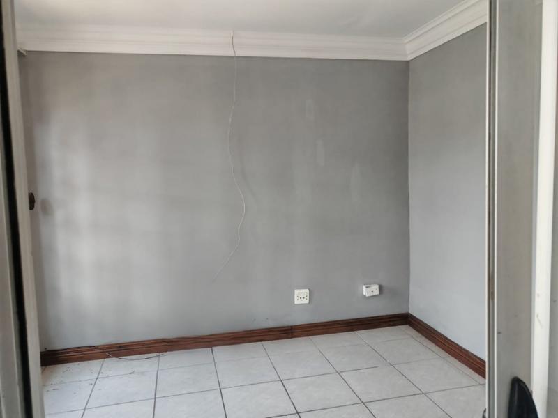 To Let 4 Bedroom Property for Rent in Flora Park Limpopo