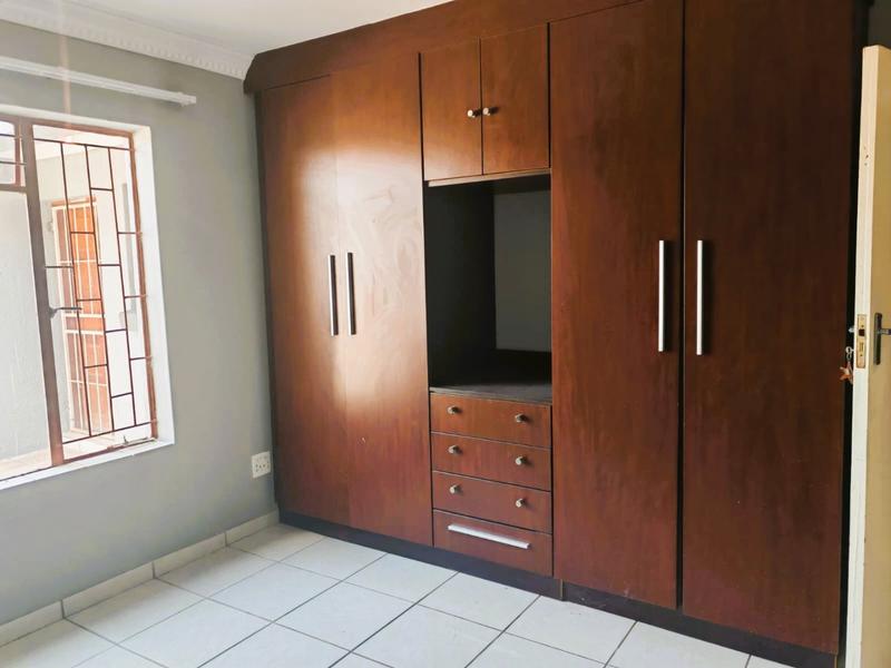 To Let 4 Bedroom Property for Rent in Flora Park Limpopo