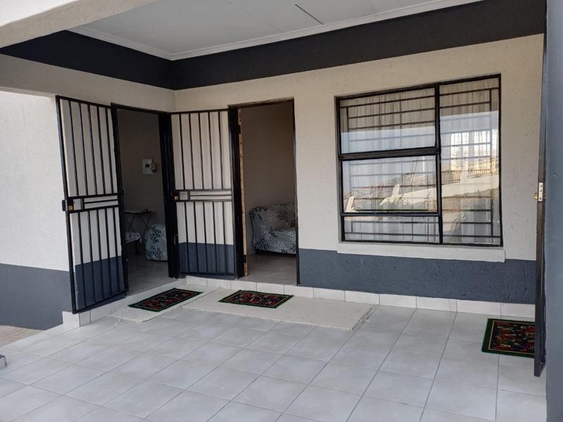 To Let 1 Bedroom Property for Rent in Mankweng Limpopo