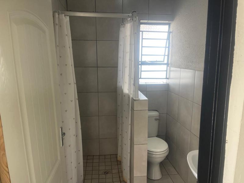 To Let 1 Bedroom Property for Rent in Mankweng Limpopo