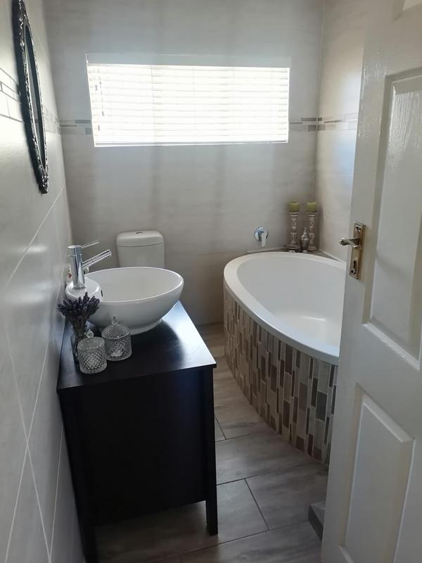 4 Bedroom Property for Sale in Chroompark Limpopo
