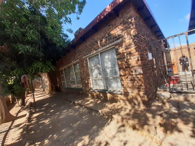 5 Bedroom Property for Sale in Mankweng Limpopo