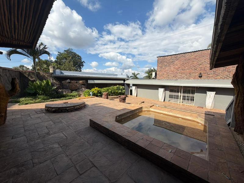 5 Bedroom Property for Sale in Aquapark Limpopo