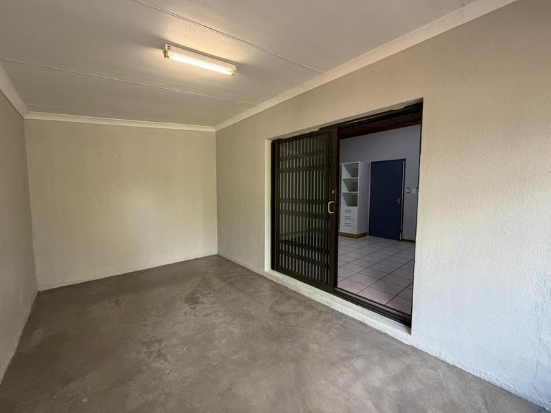 5 Bedroom Property for Sale in Aquapark Limpopo