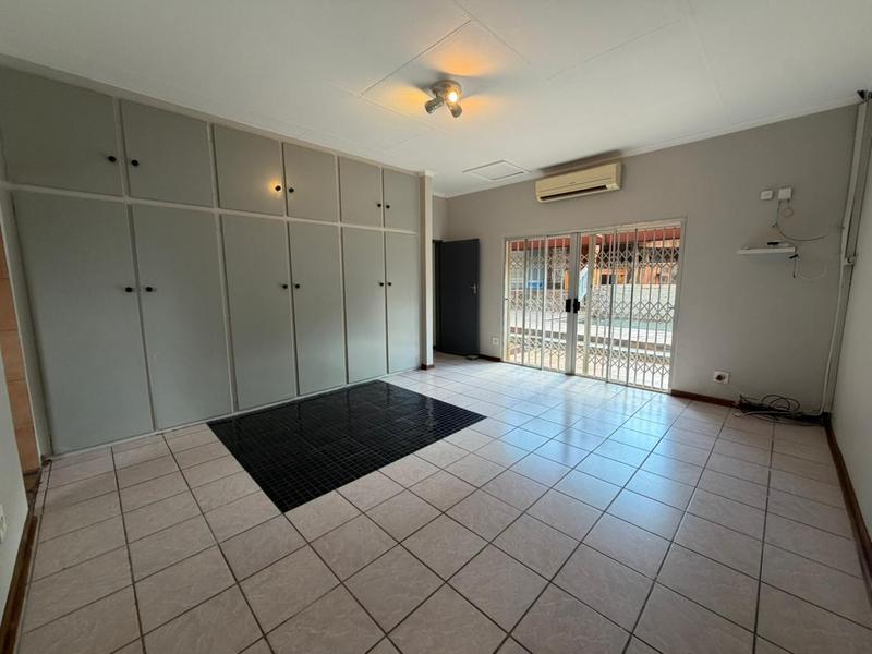 5 Bedroom Property for Sale in Aquapark Limpopo