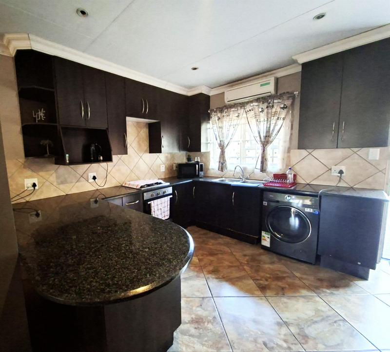 8 Bedroom Property for Sale in Lephalale Limpopo