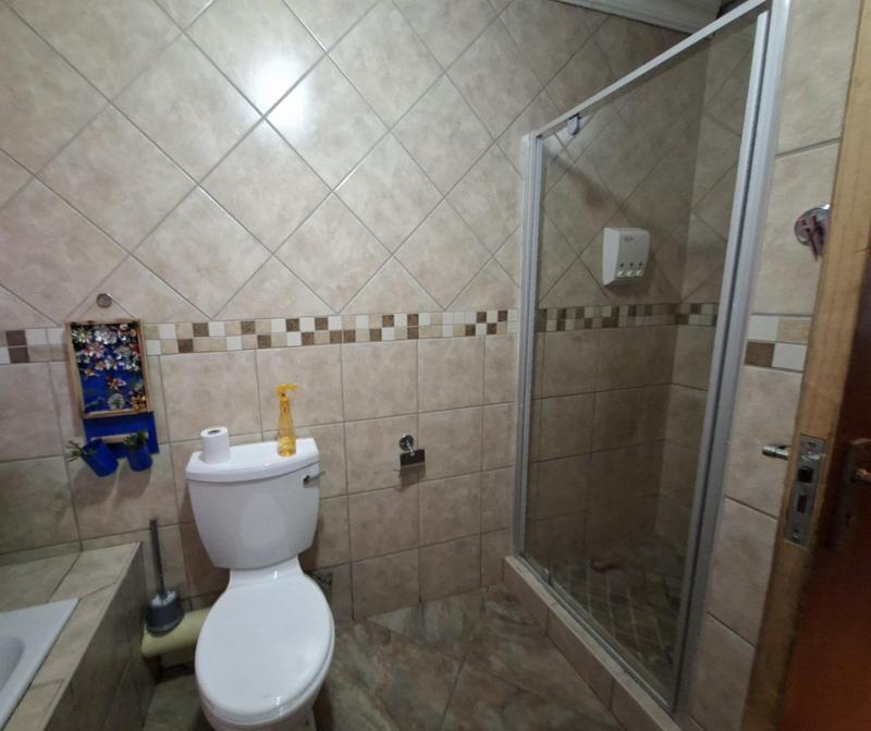 8 Bedroom Property for Sale in Lephalale Limpopo