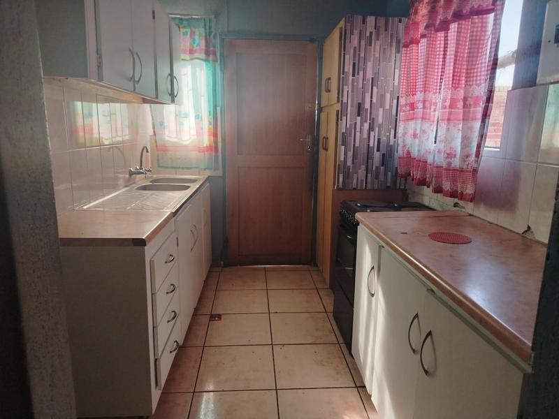 To Let 3 Bedroom Property for Rent in Bendor Limpopo