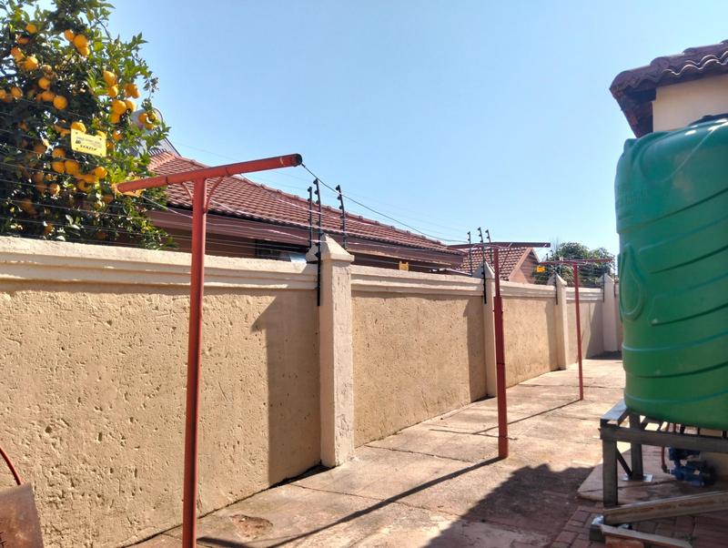To Let 3 Bedroom Property for Rent in Chroompark Limpopo