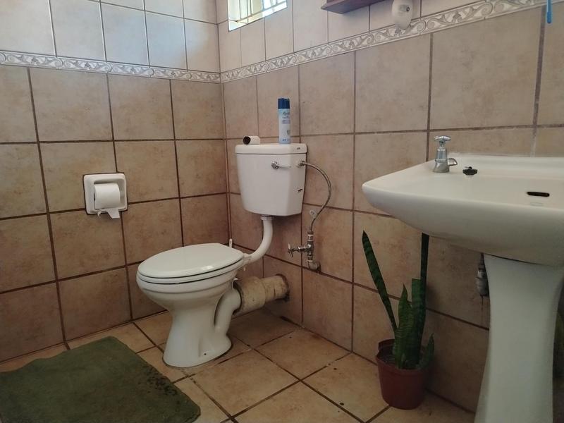5 Bedroom Property for Sale in Penina Park Limpopo