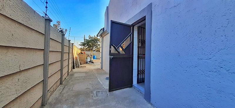5 Bedroom Property for Sale in Flora Park Limpopo