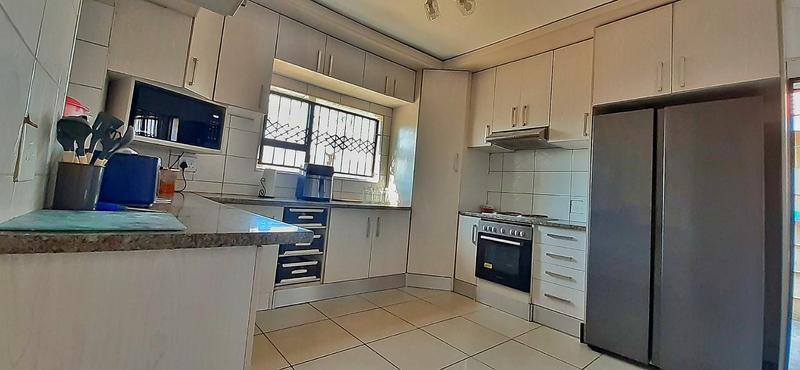 5 Bedroom Property for Sale in Flora Park Limpopo