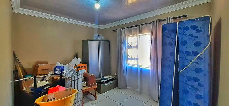 5 Bedroom Property for Sale in Flora Park Limpopo