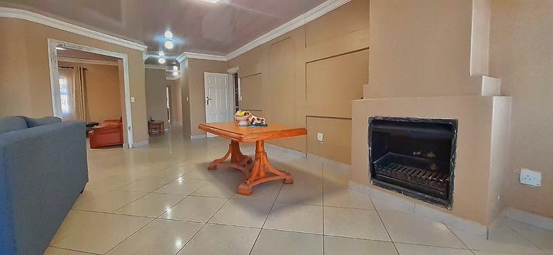 5 Bedroom Property for Sale in Flora Park Limpopo