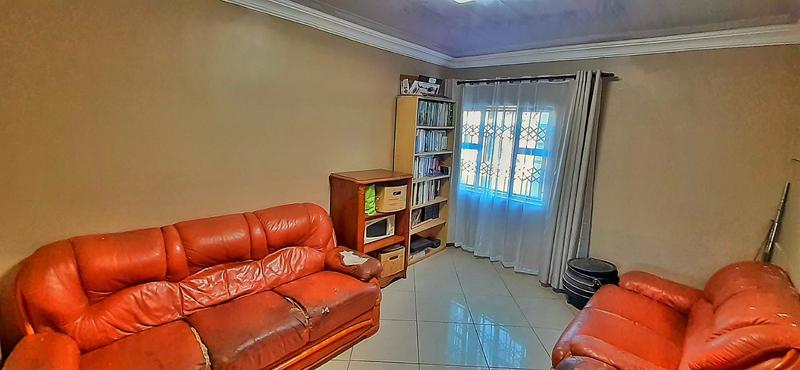 5 Bedroom Property for Sale in Flora Park Limpopo