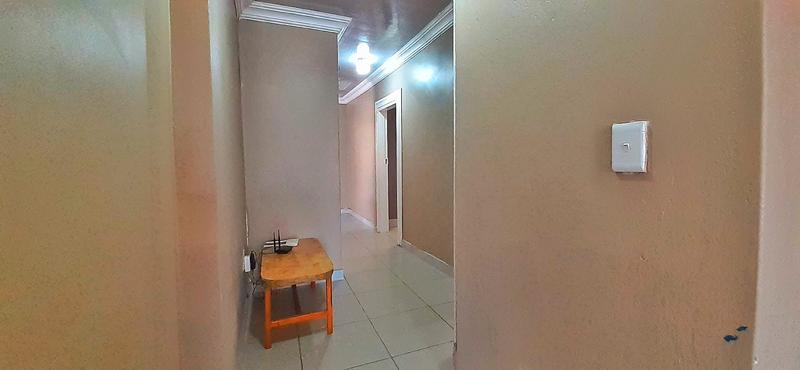 5 Bedroom Property for Sale in Flora Park Limpopo